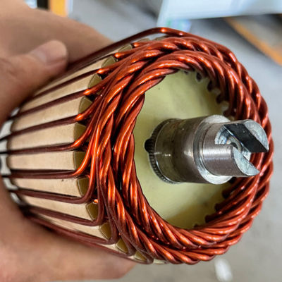 ماشین چرخ دار اتومبیل 3.4mm Hairpin Coil Winding Machine برای ماشین ماشین استارتر تهیه کننده